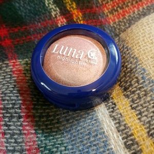 BRAND NEW NEVER USED Luna Highlighter!